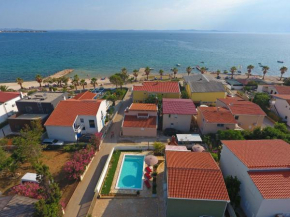 Villa Maraschino